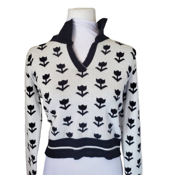 Cotton Emporium Sweaters - Cotton Emporium V-neck Pullover Collar Sweater